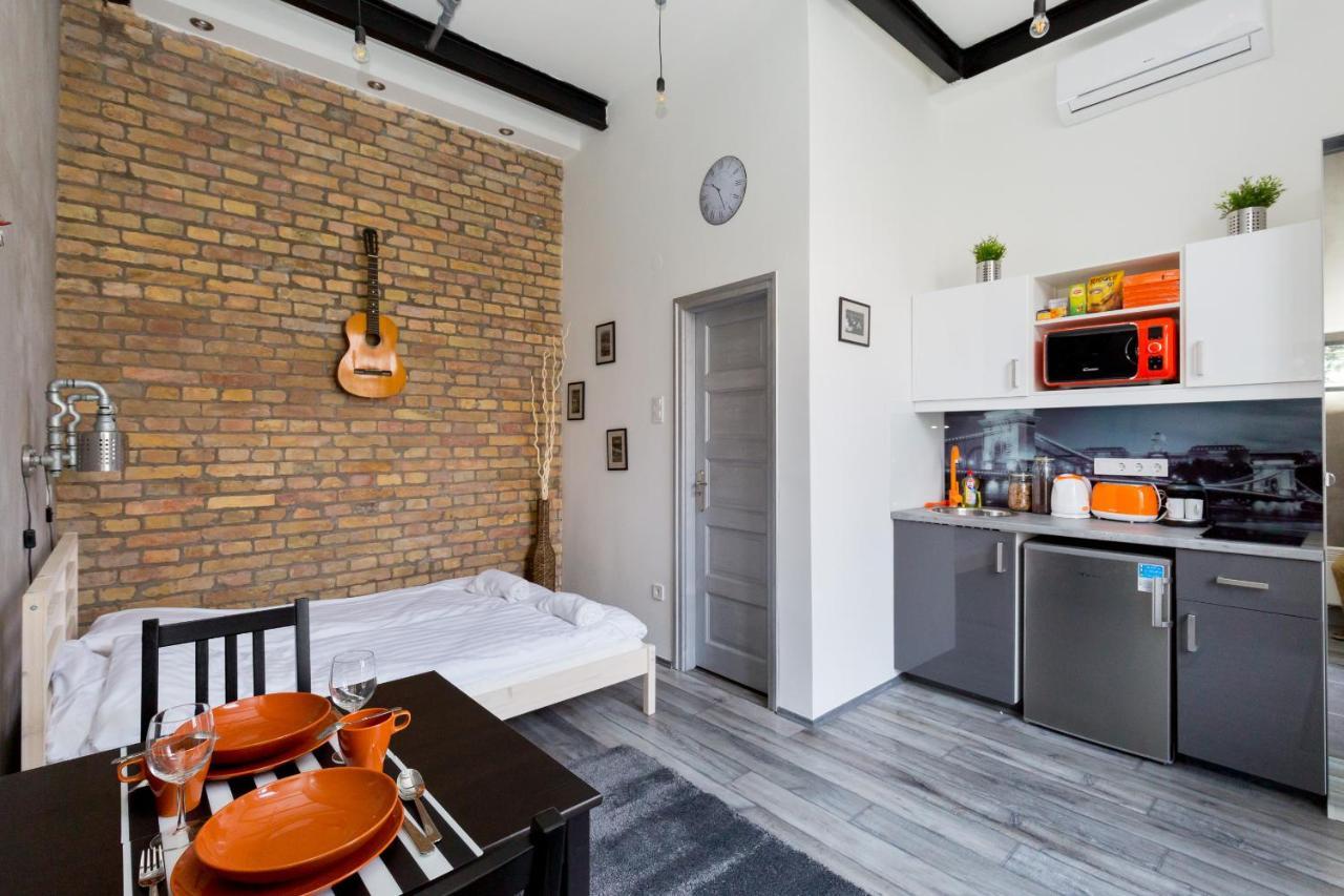 K10 A Kazinczy Apartment Budapest Exteriör bild