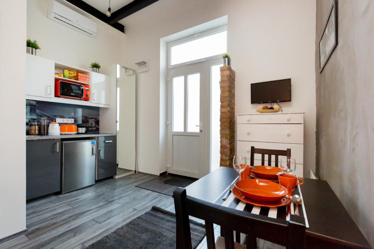 K10 A Kazinczy Apartment Budapest Exteriör bild